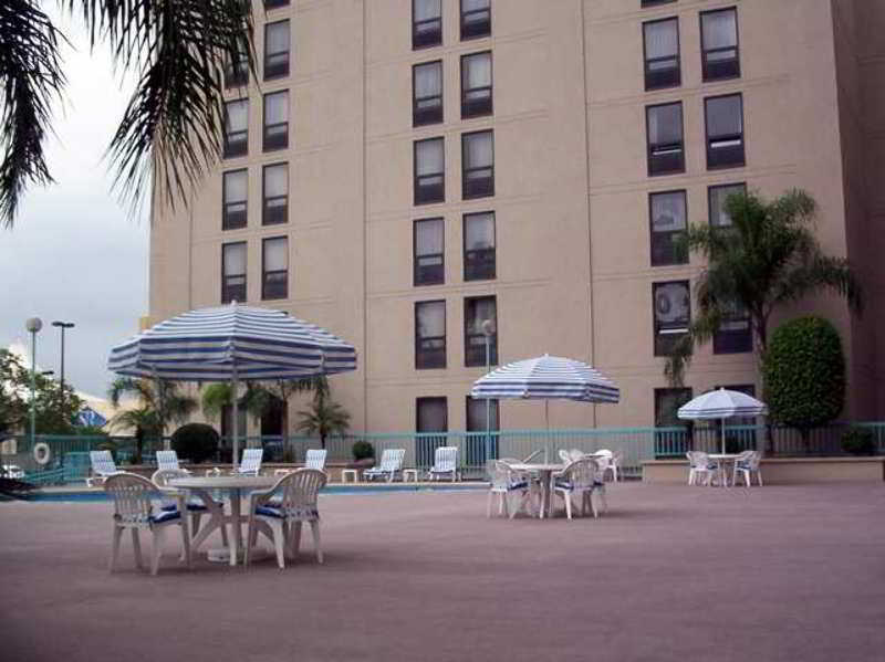 فندق هامبتون إن باي هيلتون مونتيري / جاليرياس-أوبيسبادو المظهر الخارجي الصورة